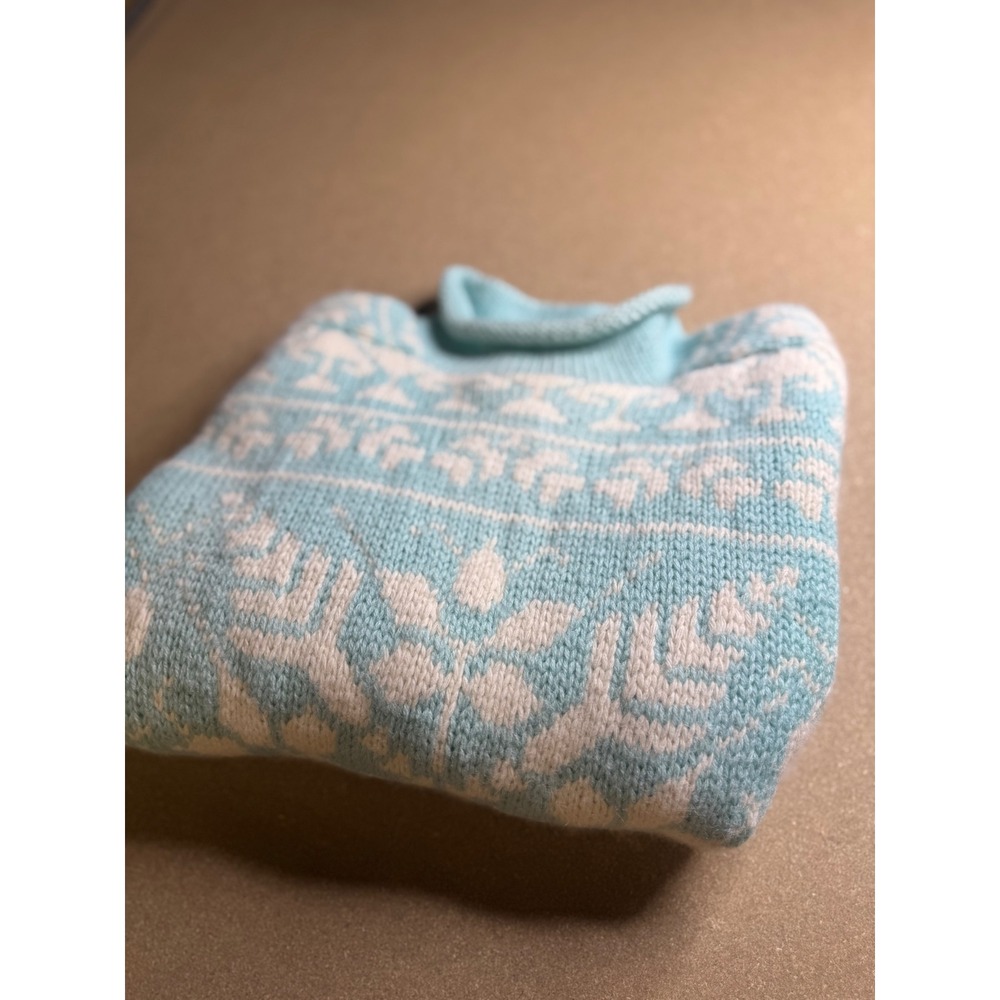 Obermeyer Zarra Wool Sweater‎ Womens Small Blue White Snowflake Nordic Mock Neck